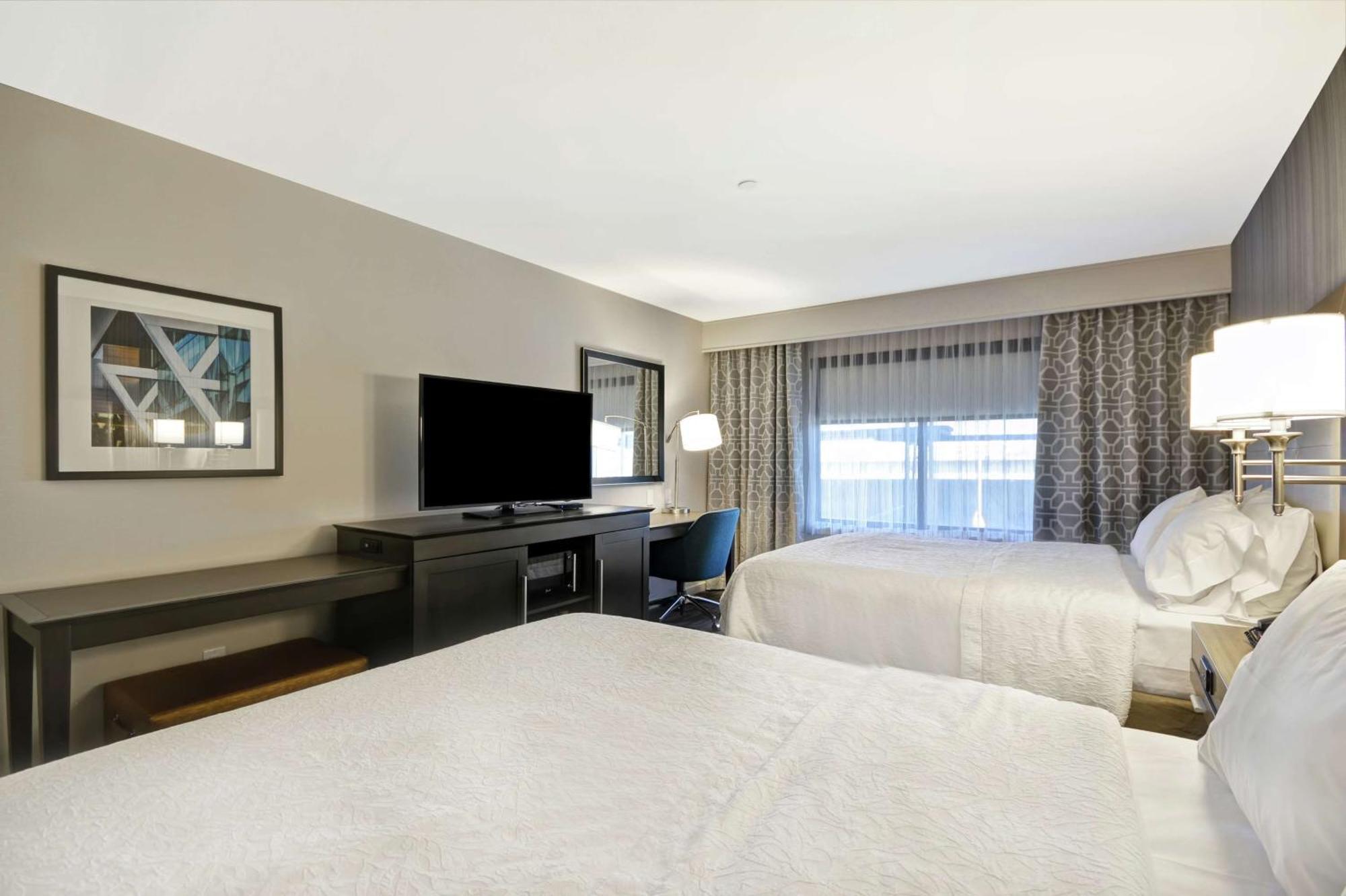 Hampton Inn & Suites Los Angeles Burbank Airport Extérieur photo