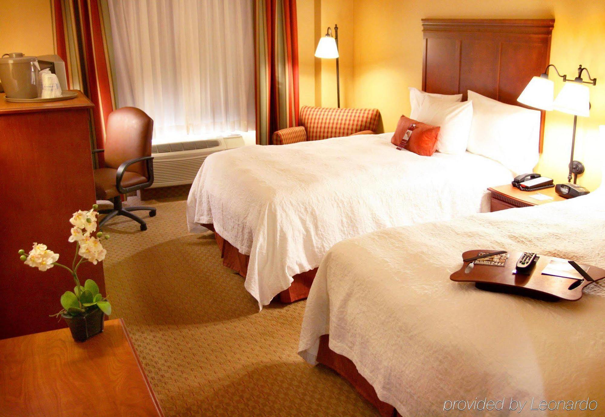 Hampton Inn & Suites Los Angeles Burbank Airport Extérieur photo